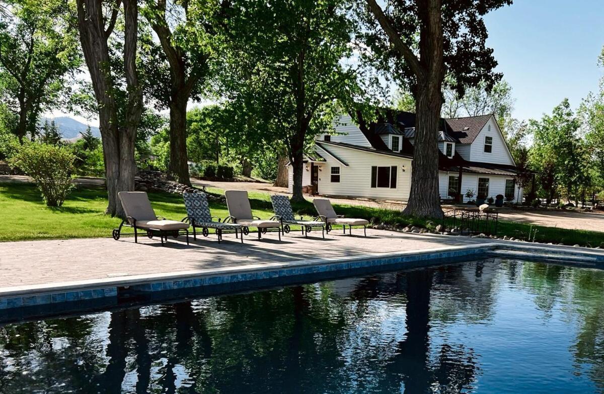 The With Pool And Hot Tub Near Casinos Holiday home